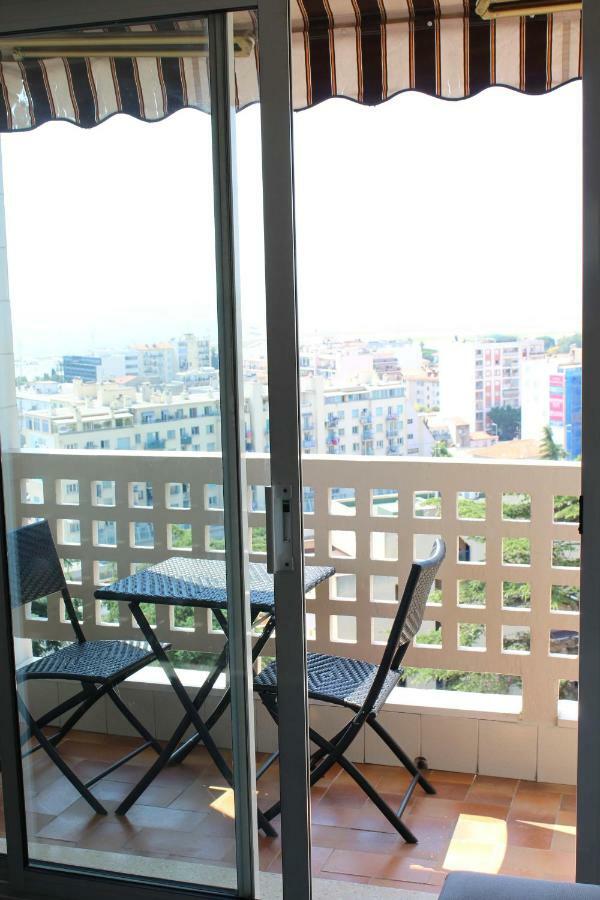 Nice Apartment Luaran gambar